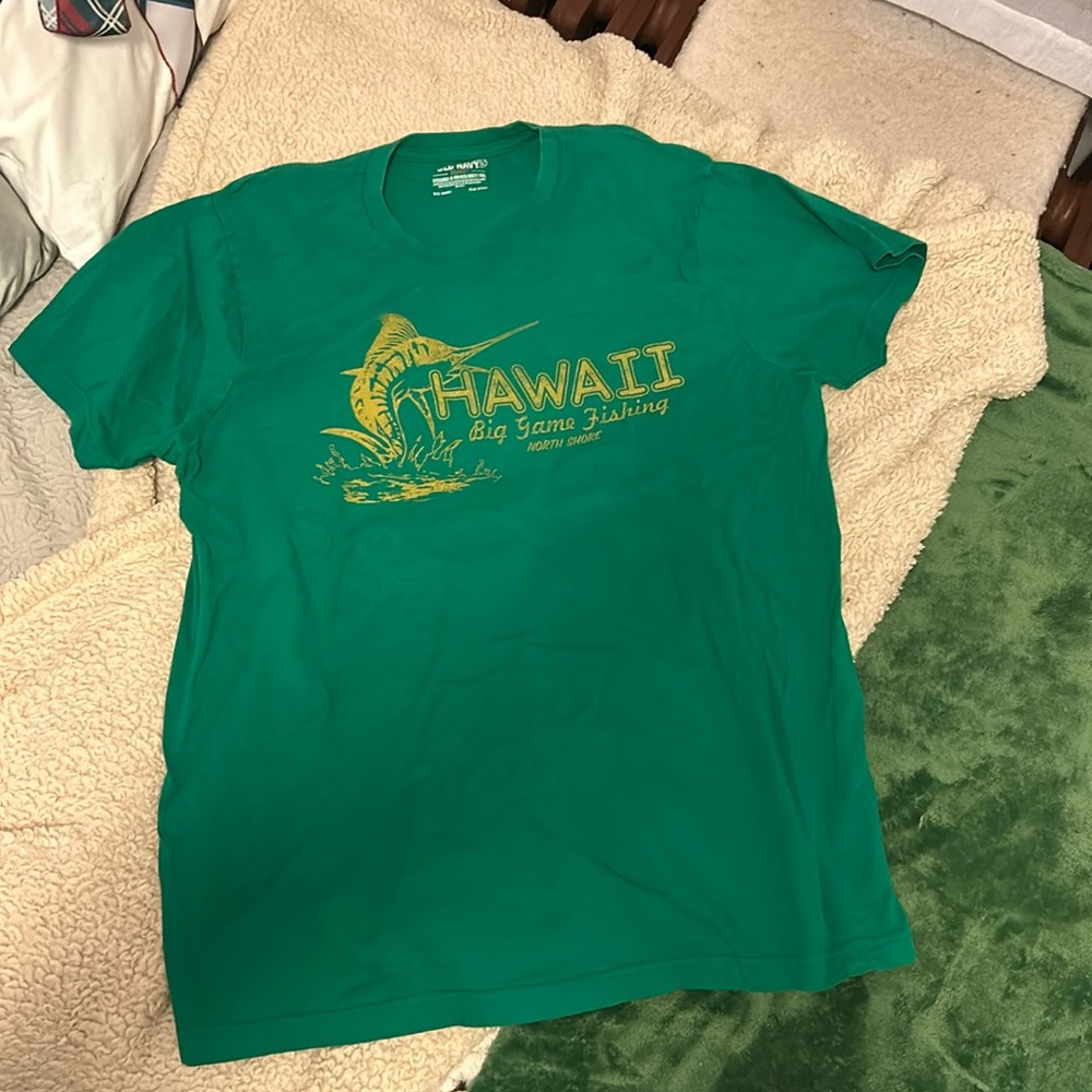 Old Navy Hawaii Big Game Fishing Tee